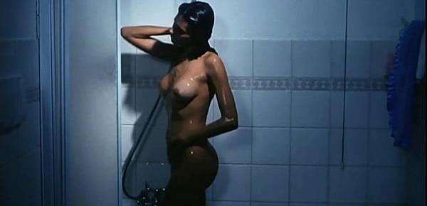  Argentinian model Viviana Greco nude bath